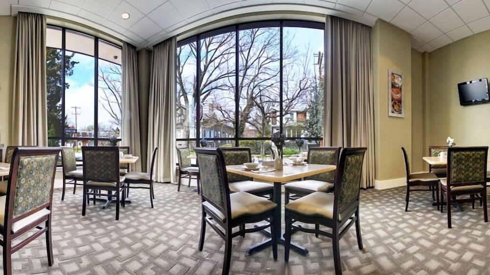 Western Philadelphia Airport South - At Widener Hotel Chester