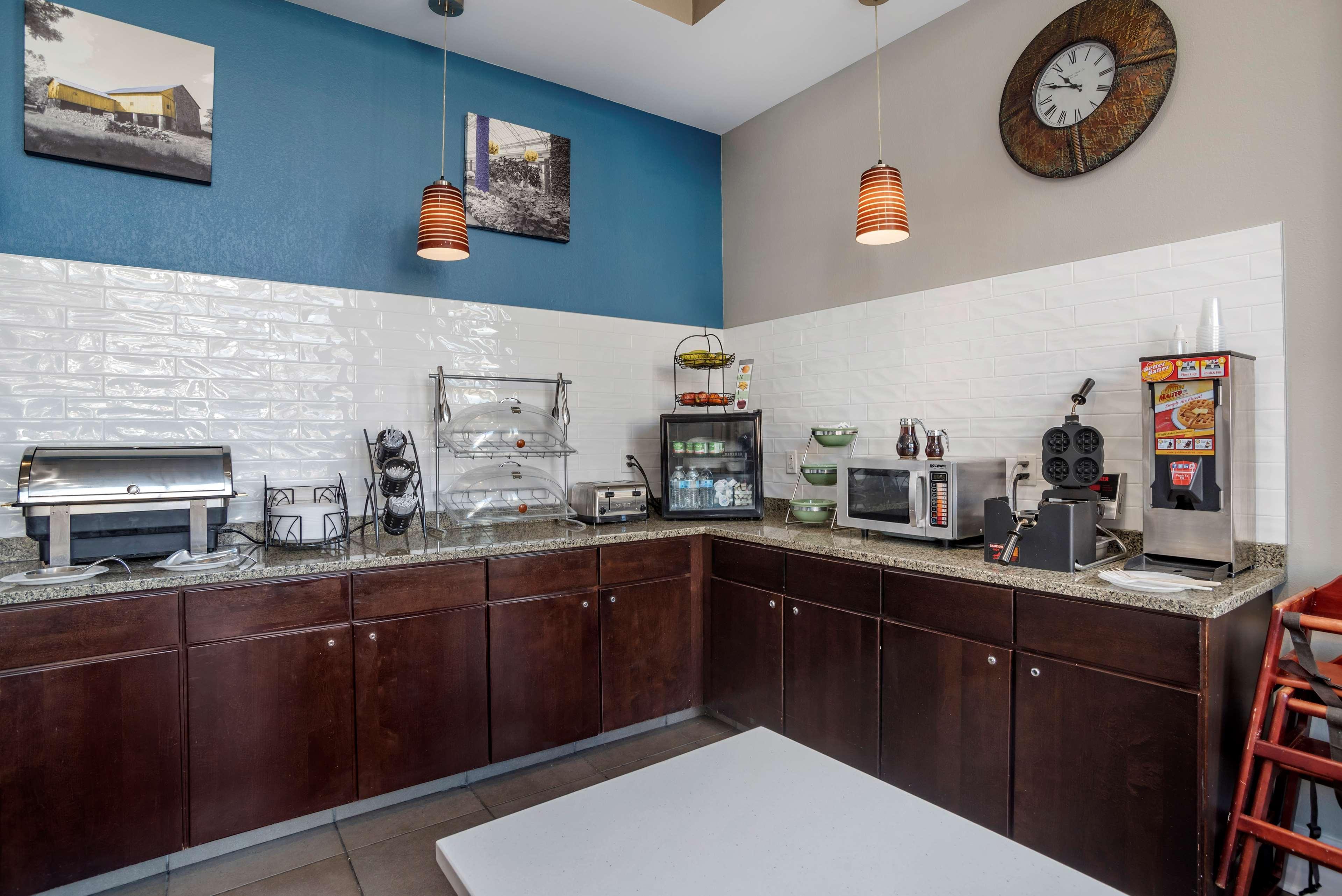 Western Philadelphia Airport South - At Widener 3* Chester