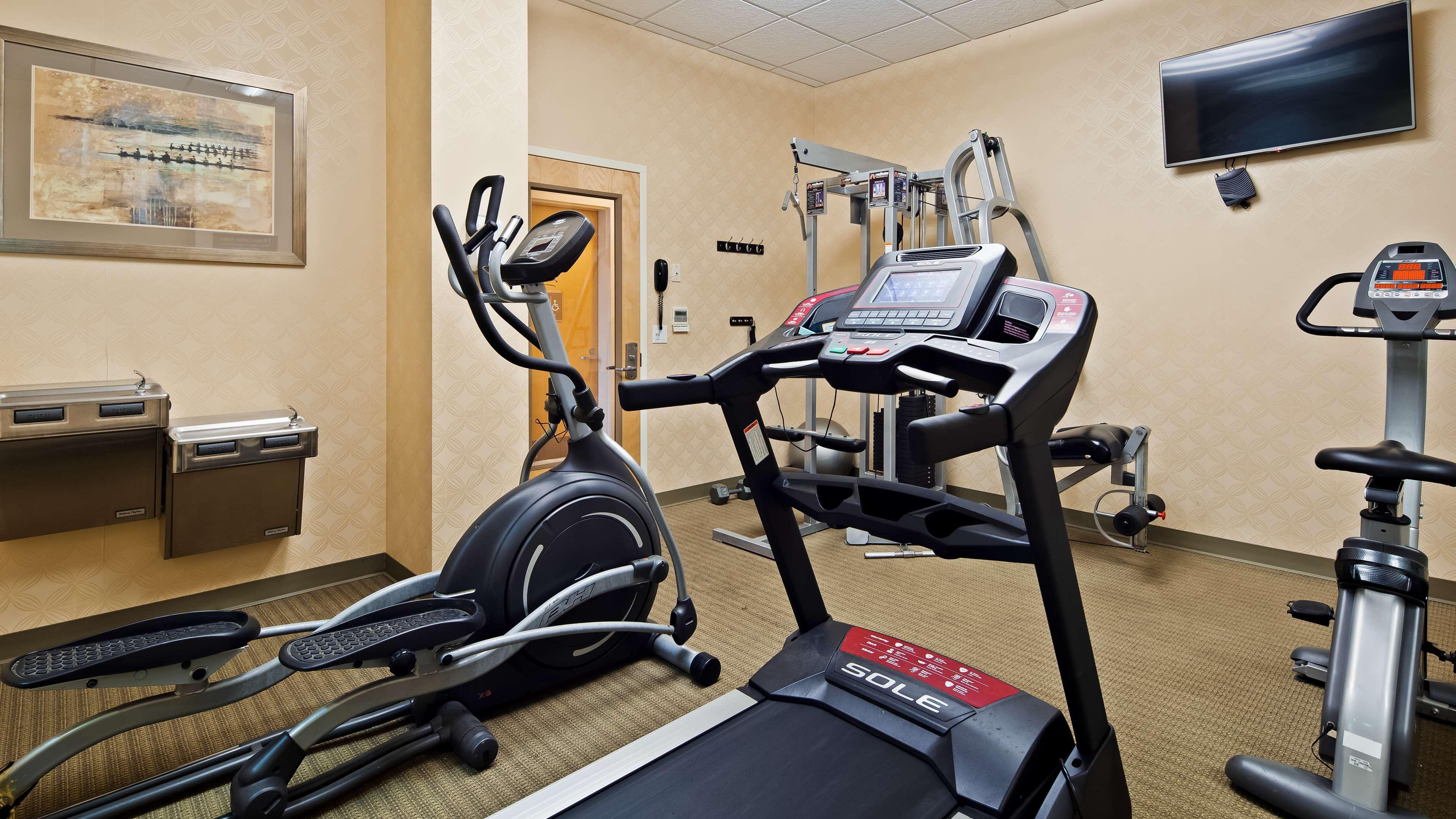 Western Philadelphia Airport South - At Widener 3*