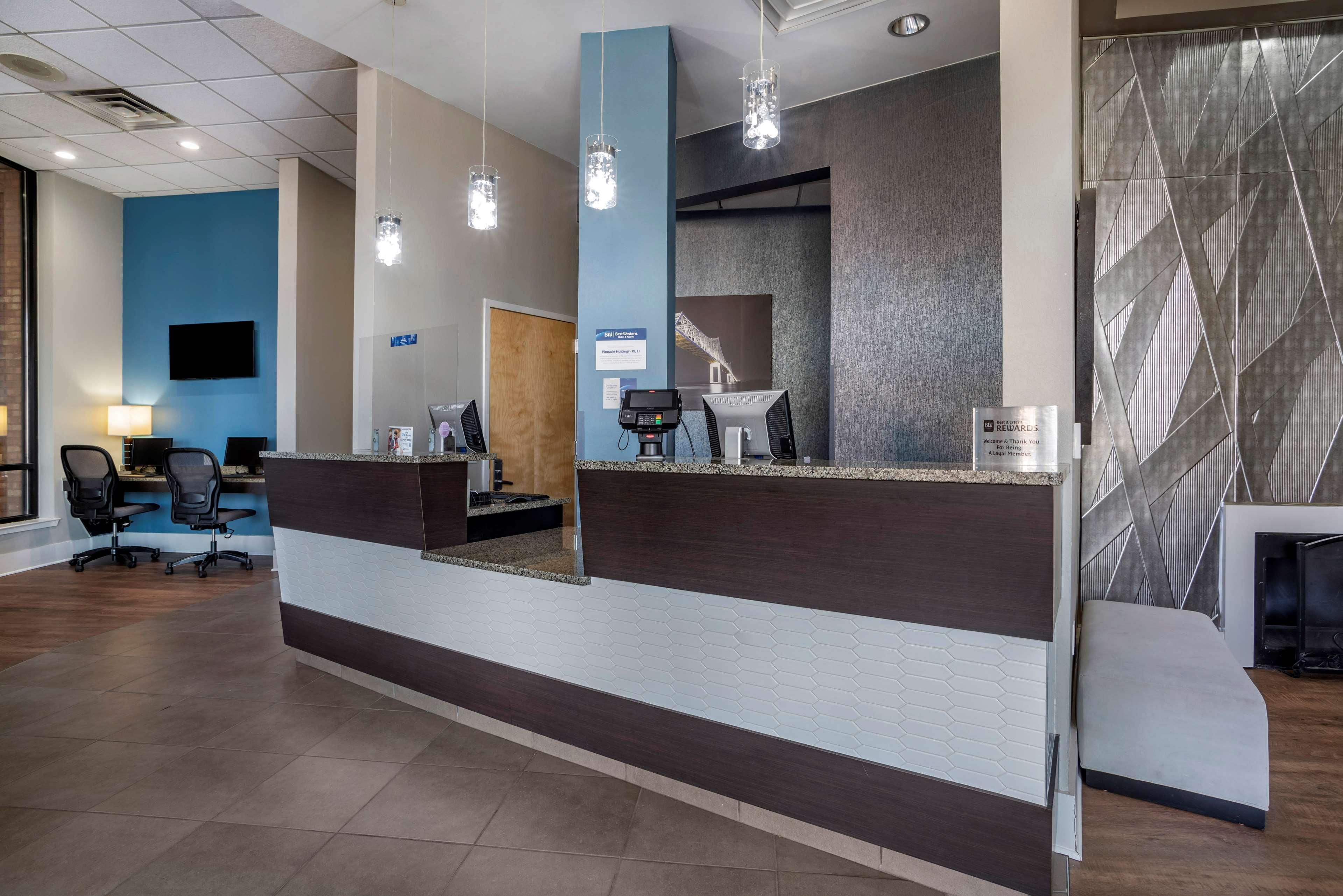 Hotel Western Philadelphia Airport South - At Widener 3*