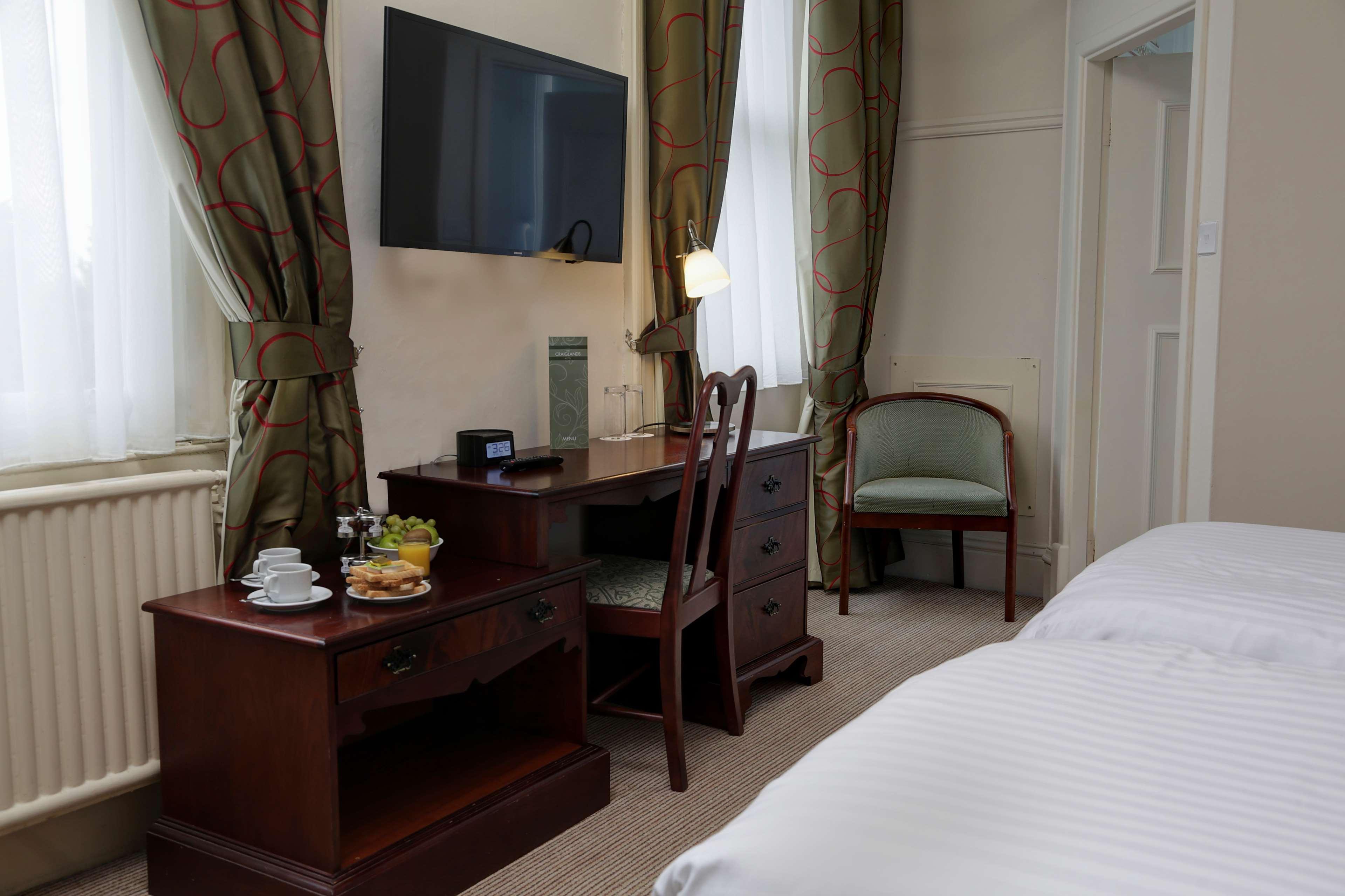Western Philadelphia Airport South - At Widener Hotel Chester